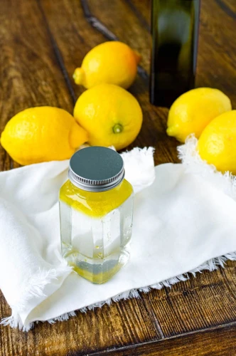 Benefits Of Lemon Oil Polish