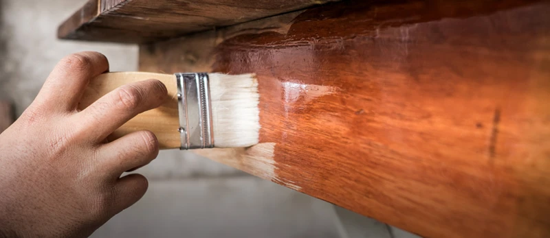 Preparation Before Applying Spray Polish On Wood Furniture