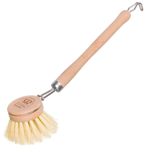 Reasons To Use A Dish Scrubber With A Handle